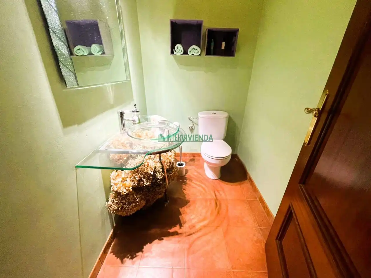 Bany de Casa o xalet en venda en Vigo  amb Calefacció, Jardí privat i Traster