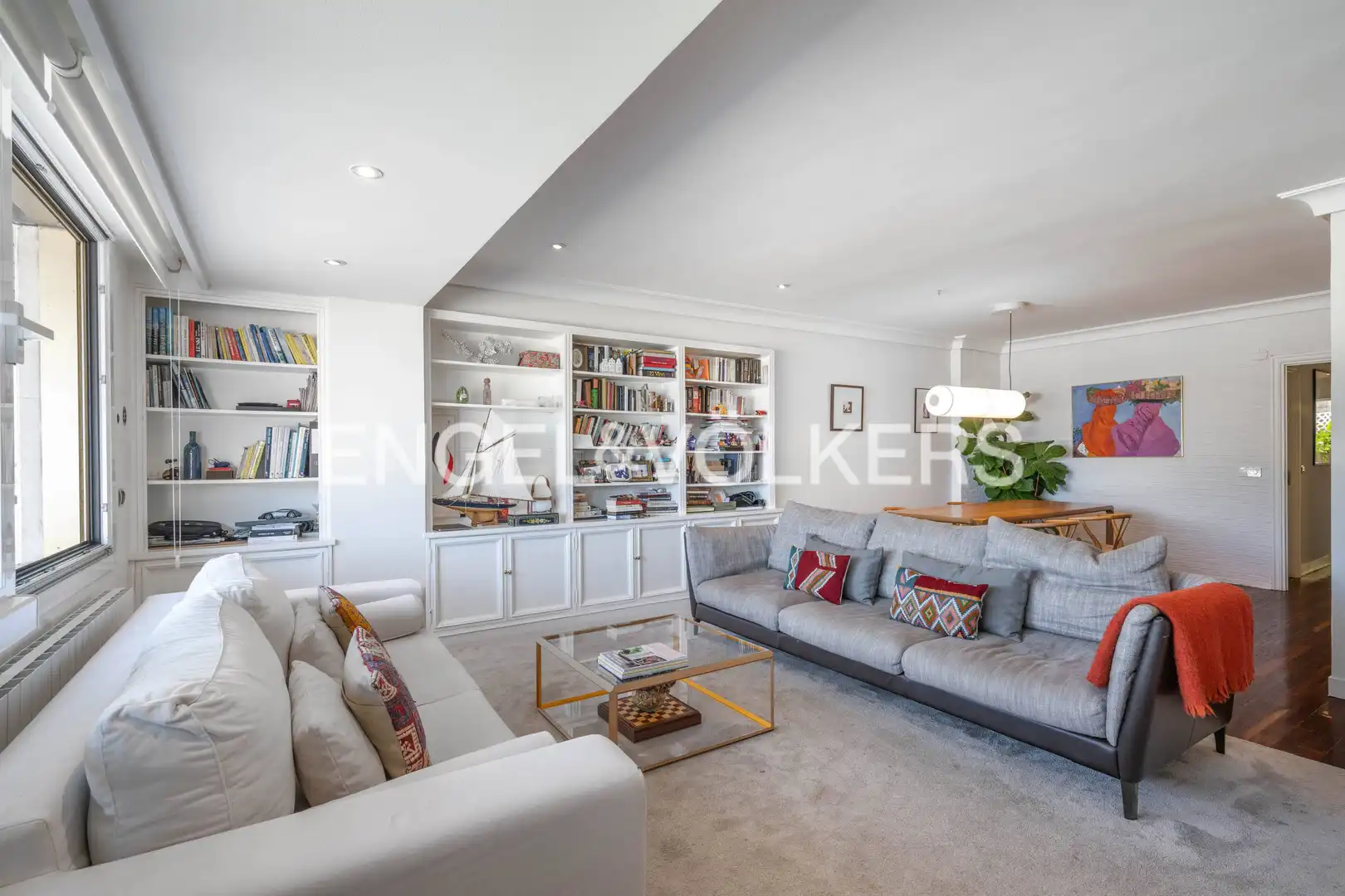 Sala de estar de Piso en venta en Donostia - San Sebastián  con Calefacción, Parquet y Terraza