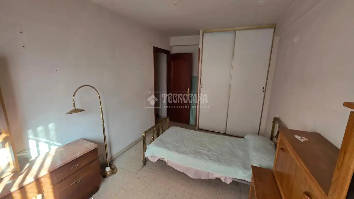 Habitación de Piso en venta en Madrid con Calefacción y Terraza
