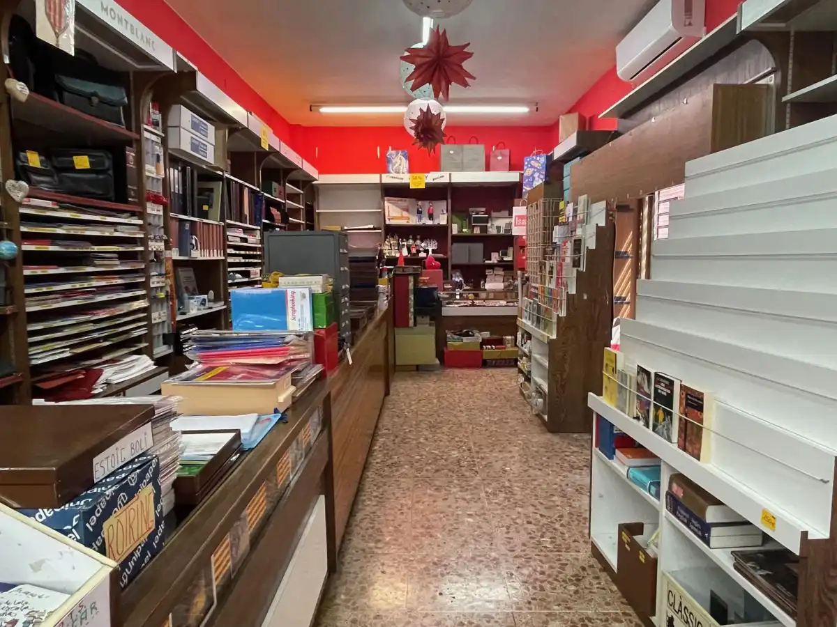 Gewerbefläche zur Miete in Llorenç Presas 6, imagen 5