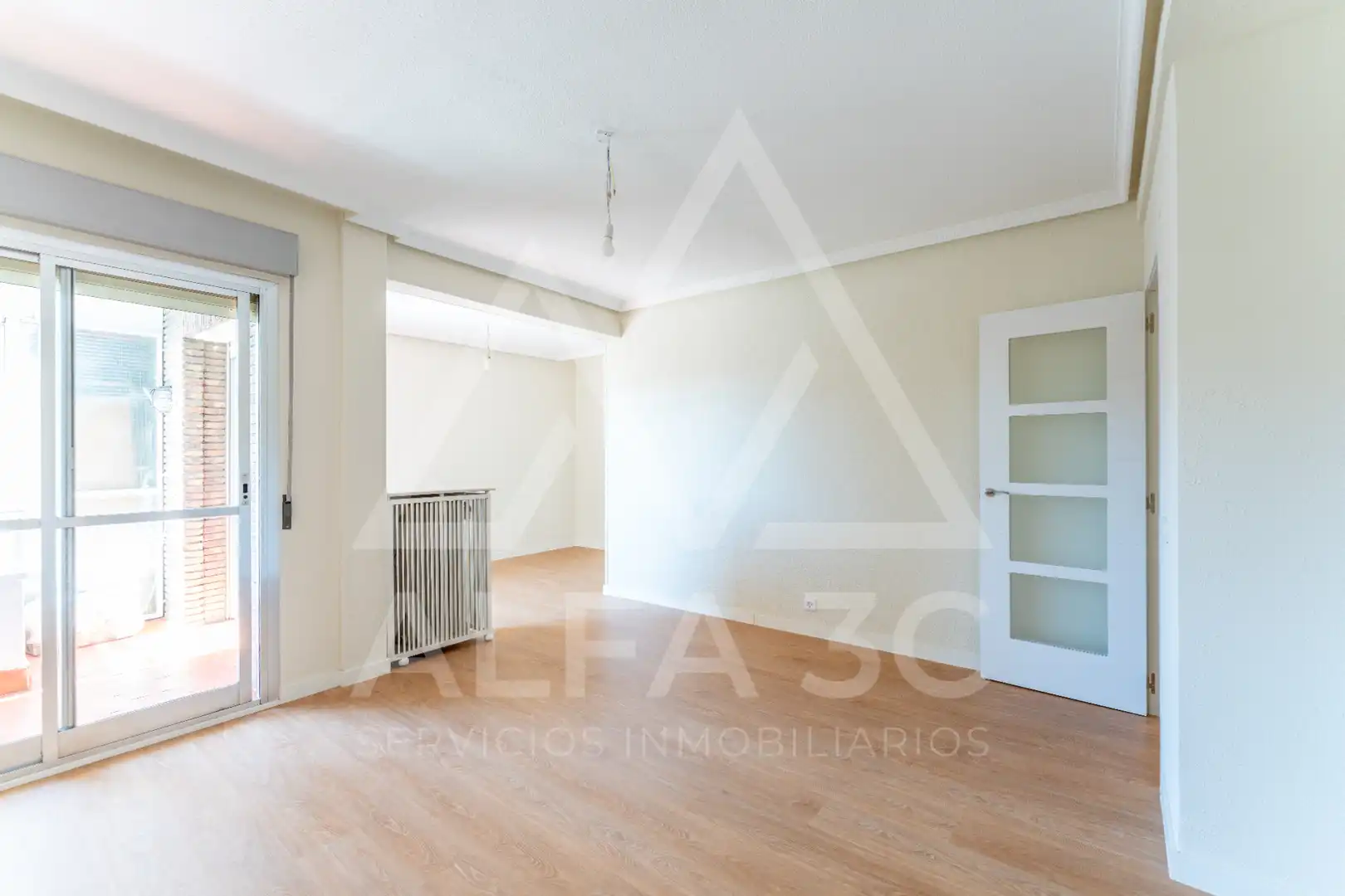 Living room of Flat for sale in Madrid  with Terrace