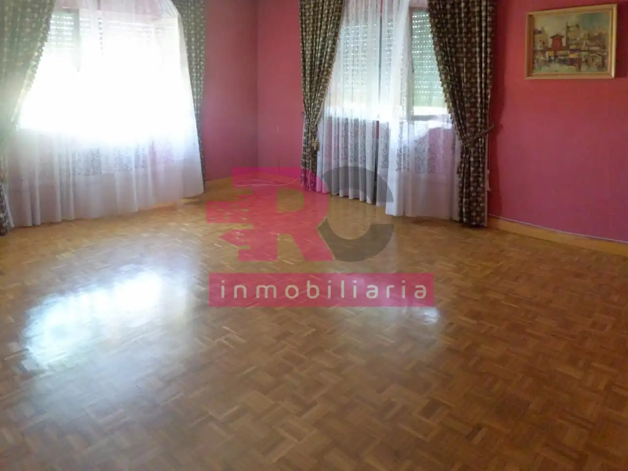 Sala de estar de Casa o chalet en venta en Castellanos de Villiquera con Calefacción, Jardín privado y Piscina