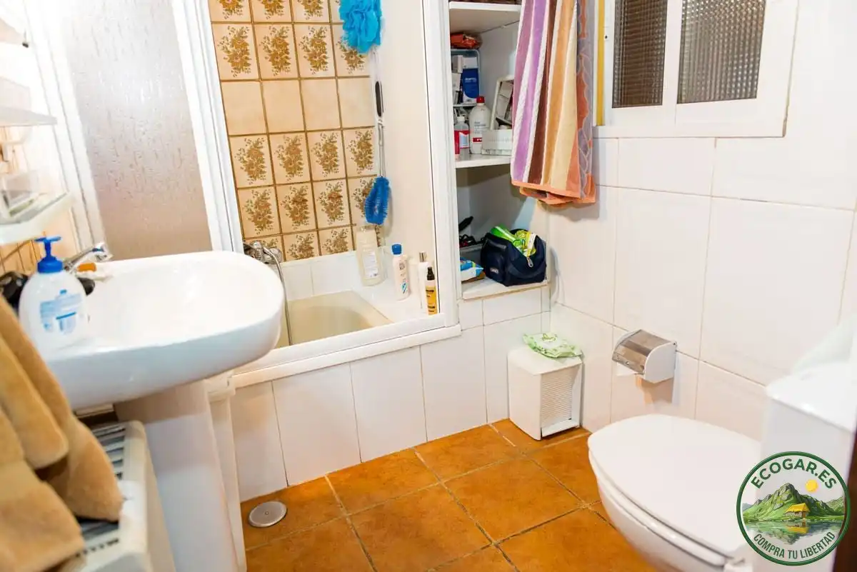 Baño de Casa o chalet en venta en Trabadelo con Calefacción y Amueblado