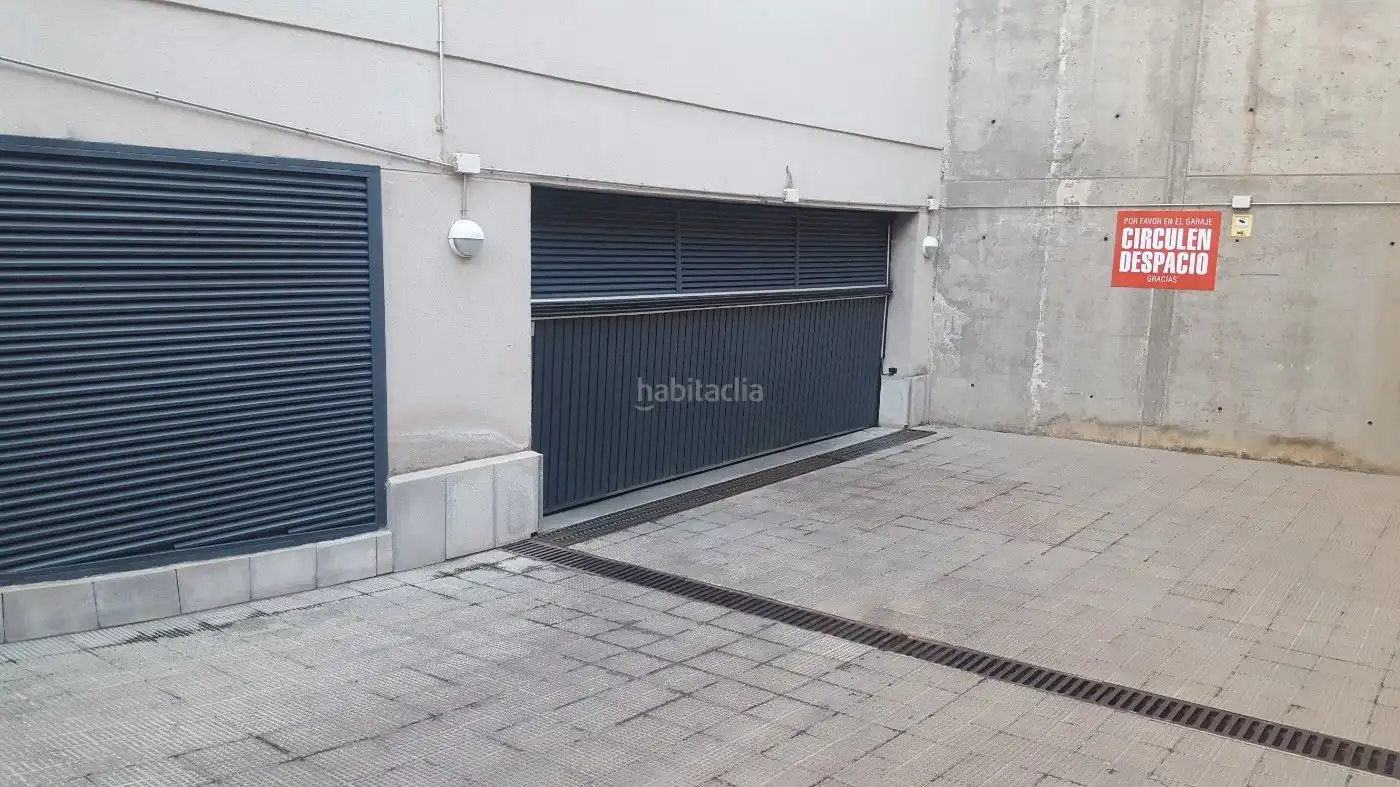 Individual en venta en Calle de la Caléndula 11, imagen 2