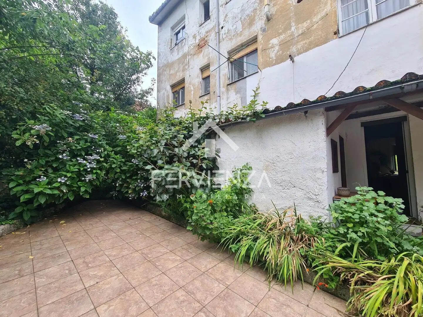 Vista exterior de Casa o chalet en venta en Oviedo 