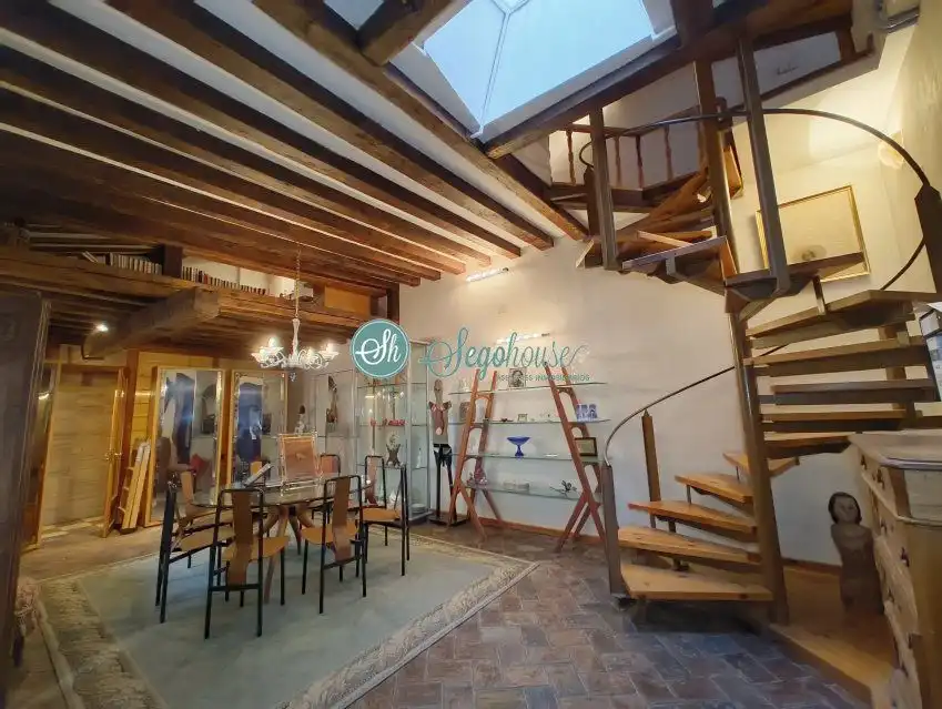 Flat for sale in Segovia  with Heating