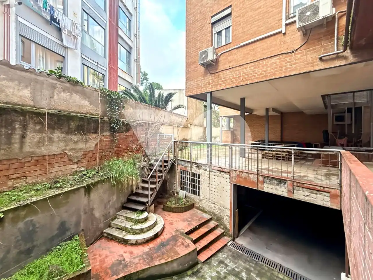 Vista exterior de Pis en venda en Madrid amb Calefacció, Terrassa i Moblat