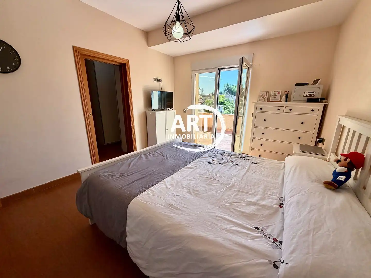 Habitación de Casa o chalet en venta en L'Eliana con Calefacción, Jardín privado y Terraza