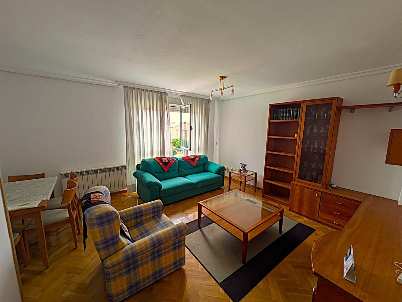 Living room of Flat for sale in  Madrid Capital  with Air Conditioner