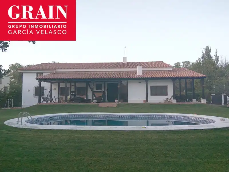 Xalet amb piscina en venda a Pedanías - Extrarradio, imagen 3