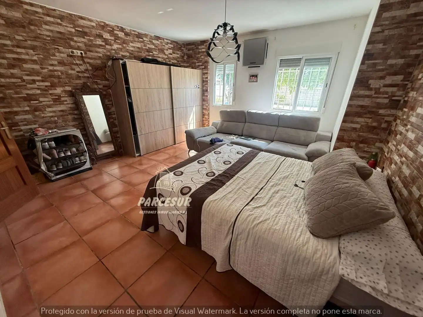 Sala d'estar de Casa o xalet en venda en Córdoba amb Aire condicionat i Jardí privat