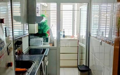 Kitchen of Flat for sale in  Madrid Capital  with Air Conditioner