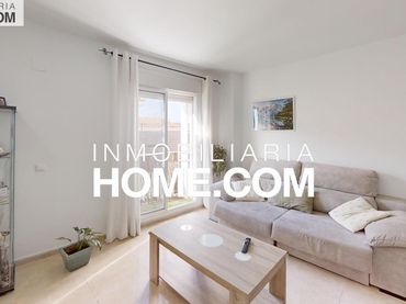Piso con ascensor en venta en Calle Calle Nueva Almería
