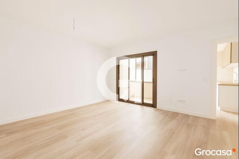 Dormitori de Pis en venda en Vilanova i la Geltrú amb Terrassa, Forn i Balcó