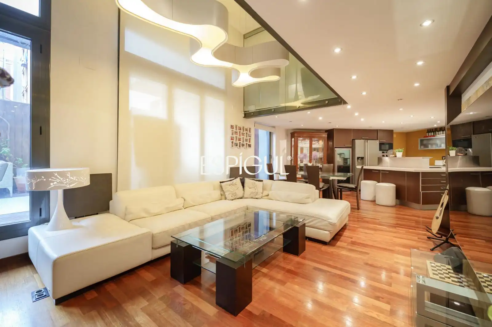 Piso con balcón en venta en Sepulveda