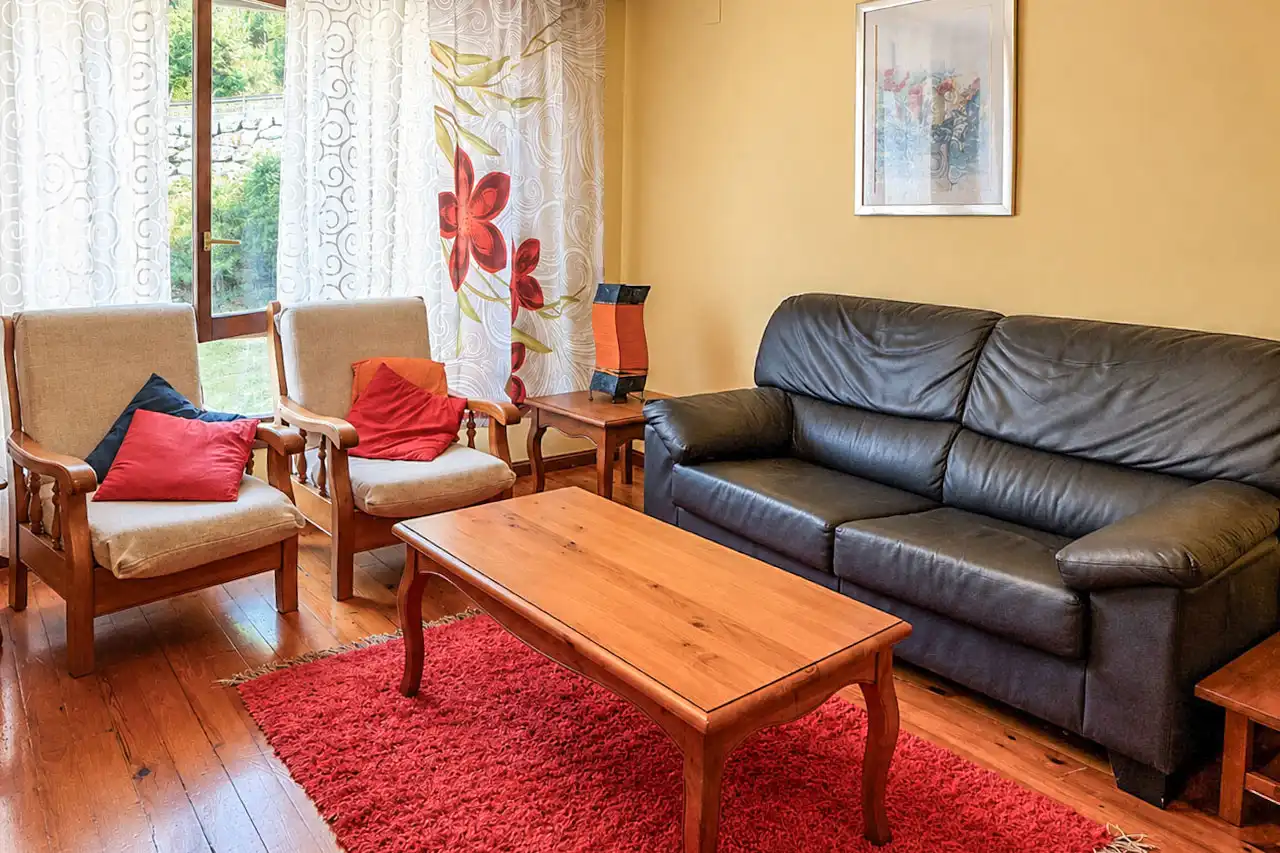 Sala de estar de Apartamento en venta en Vielha e Mijaran con Calefacción, Parquet y Amueblado