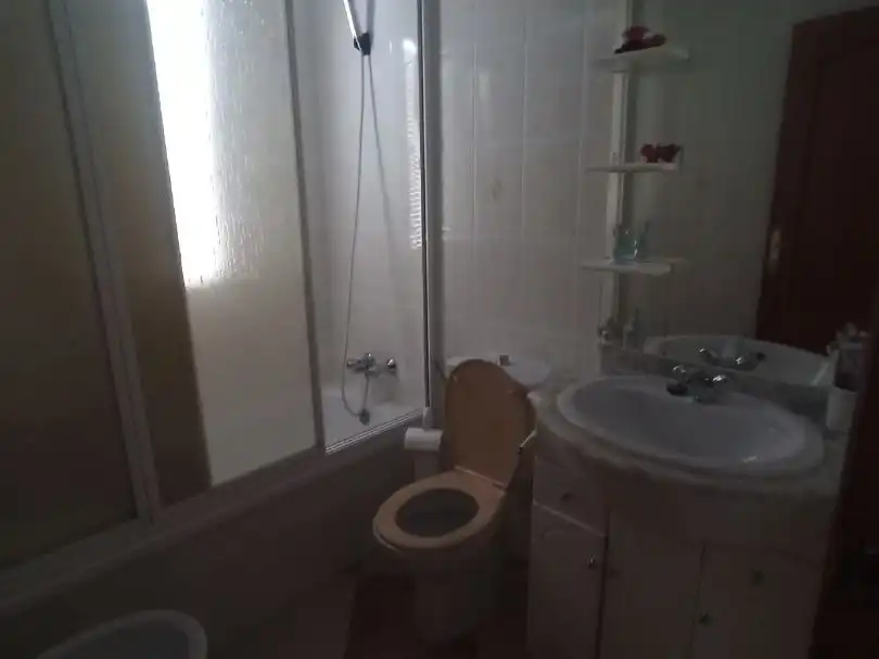 Bany de Pis en venda en Fuente del Maestre amb Aire condicionat i Balcó