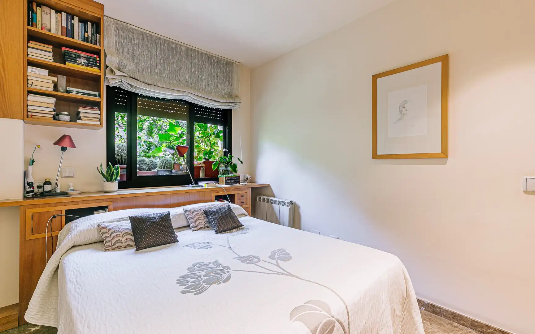 Bedroom of Duplexes for sale in Barcelona  with Heating, Furnished and Balcony