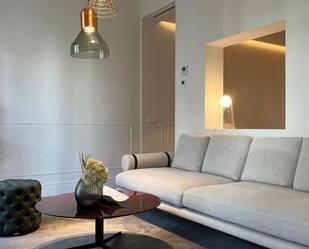 Living room of Flat for sale in  Madrid Capital  with Air Conditioner, Heating and Balcony