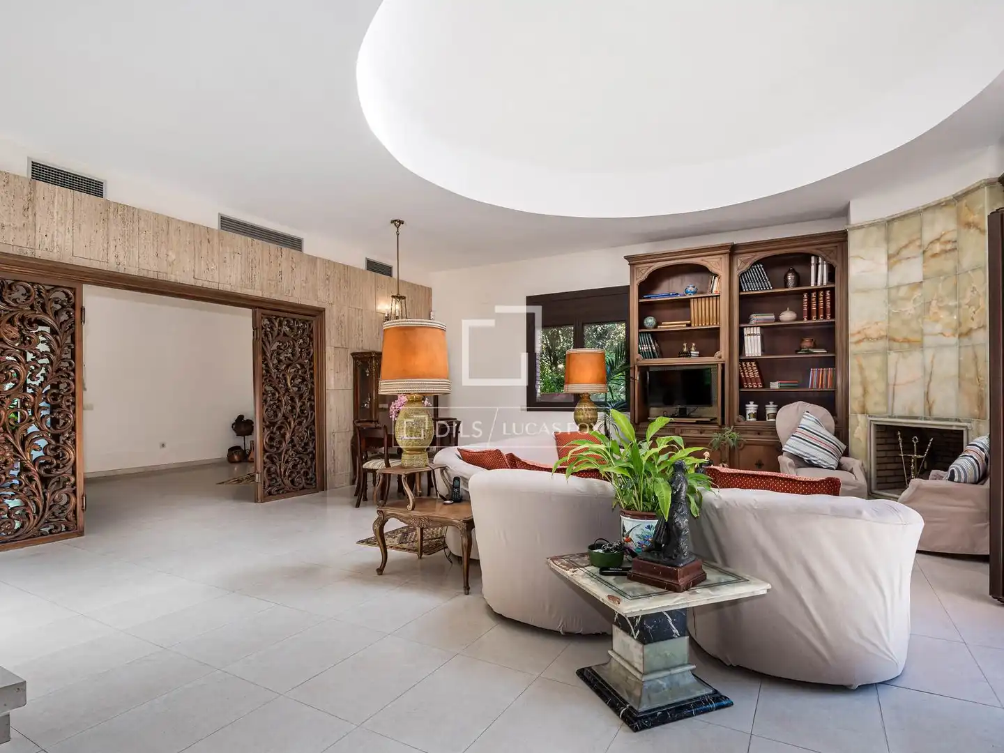 Sala d'estar de Casa o xalet en venda en Sant Cugat del Vallès amb Aire condicionat, Calefacció i Traster