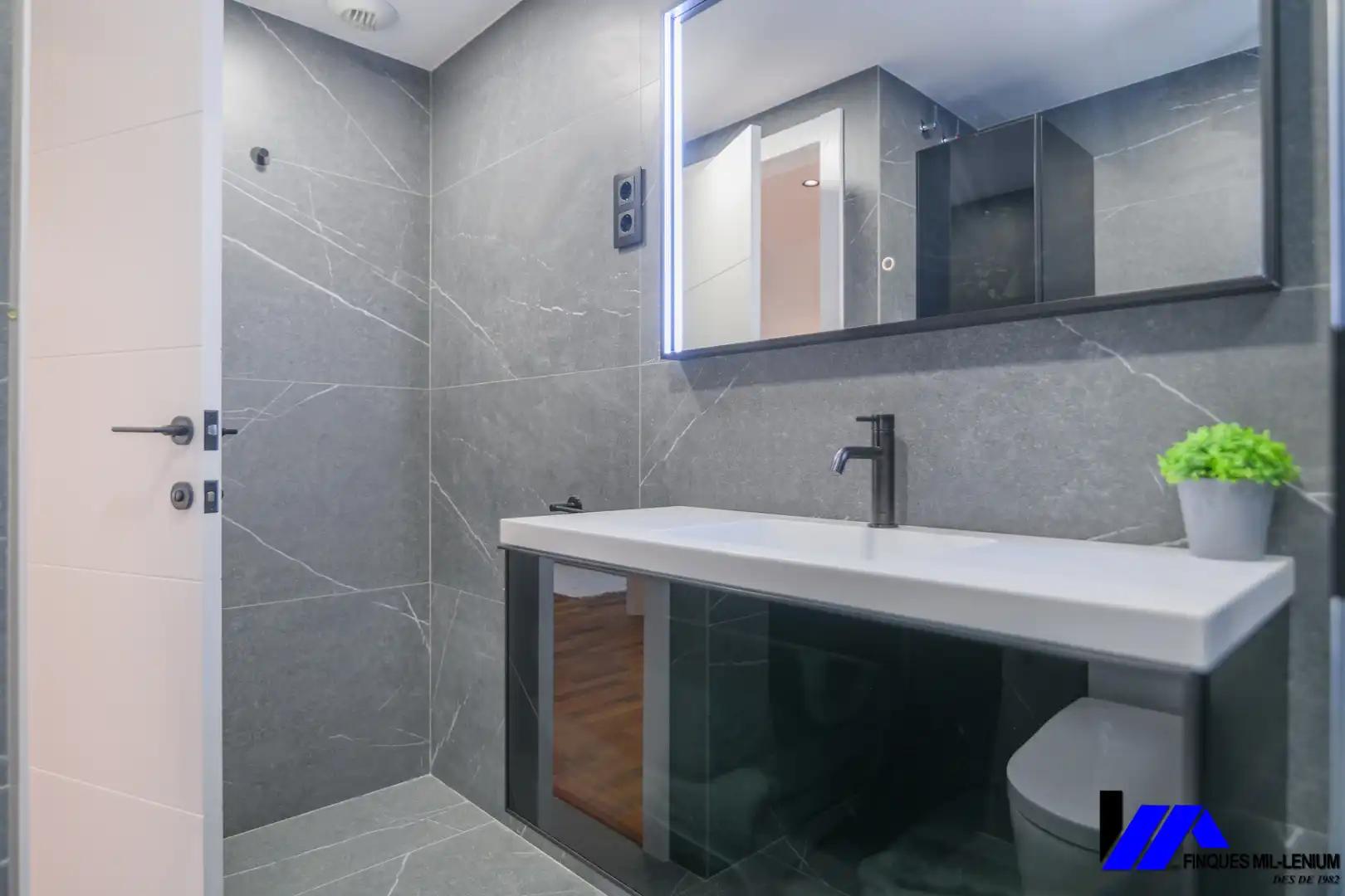 Flat for sale in Montmar