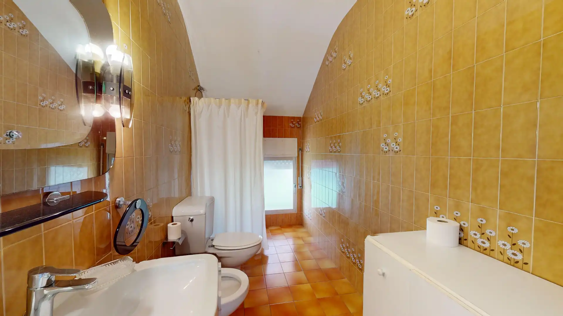 Bathroom of Houses for sale in Tortosa  with Heating, Private garden and Terrace