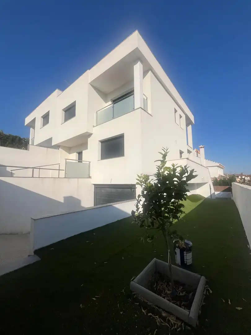 Vista exterior de Casa o chalet en venta en Padul con Aire acondicionado, Calefacción y Jardín privado