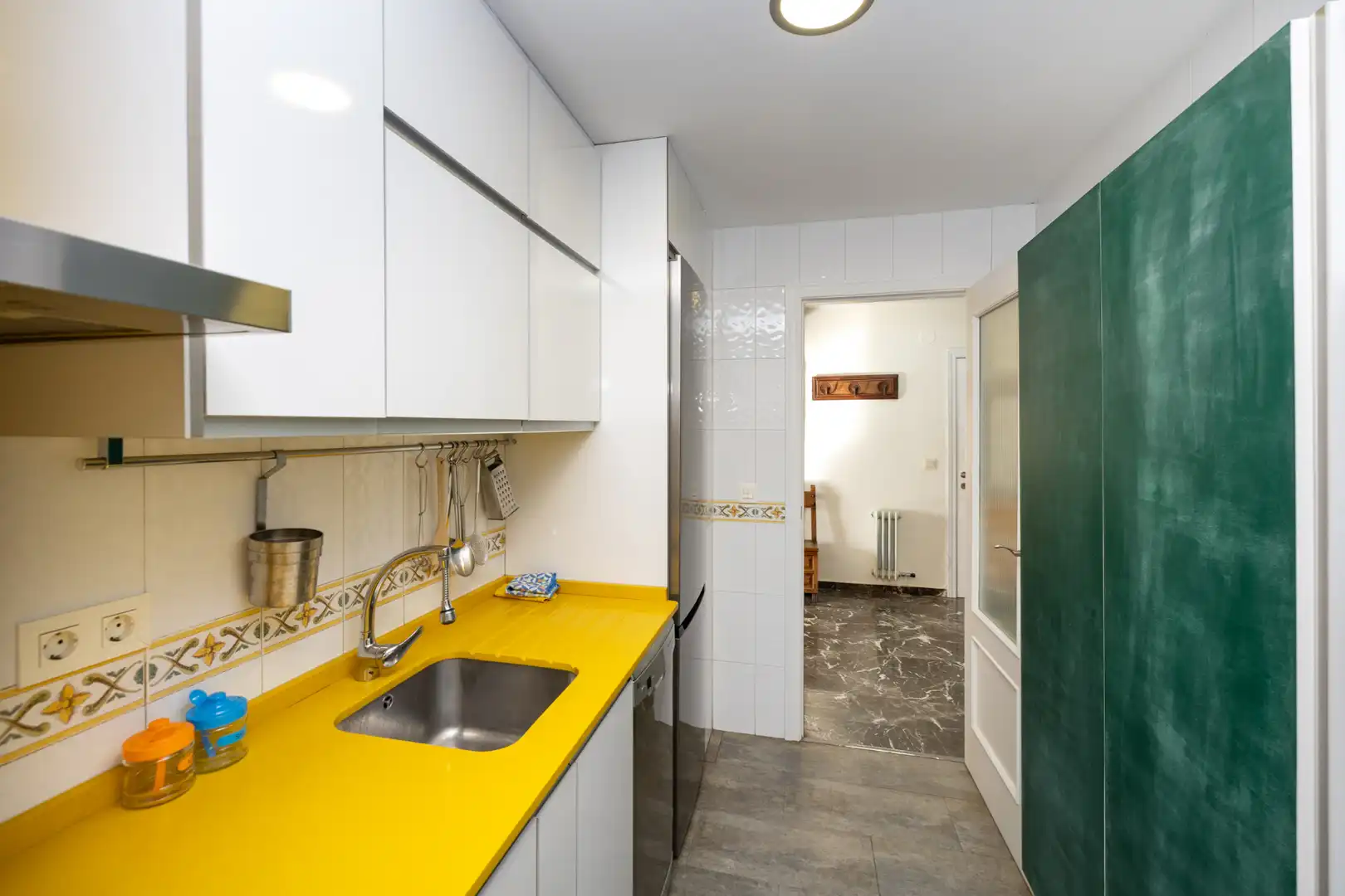 Kitchen of Flat for rent in Granada  with Air Conditioner, Heating and Terrace