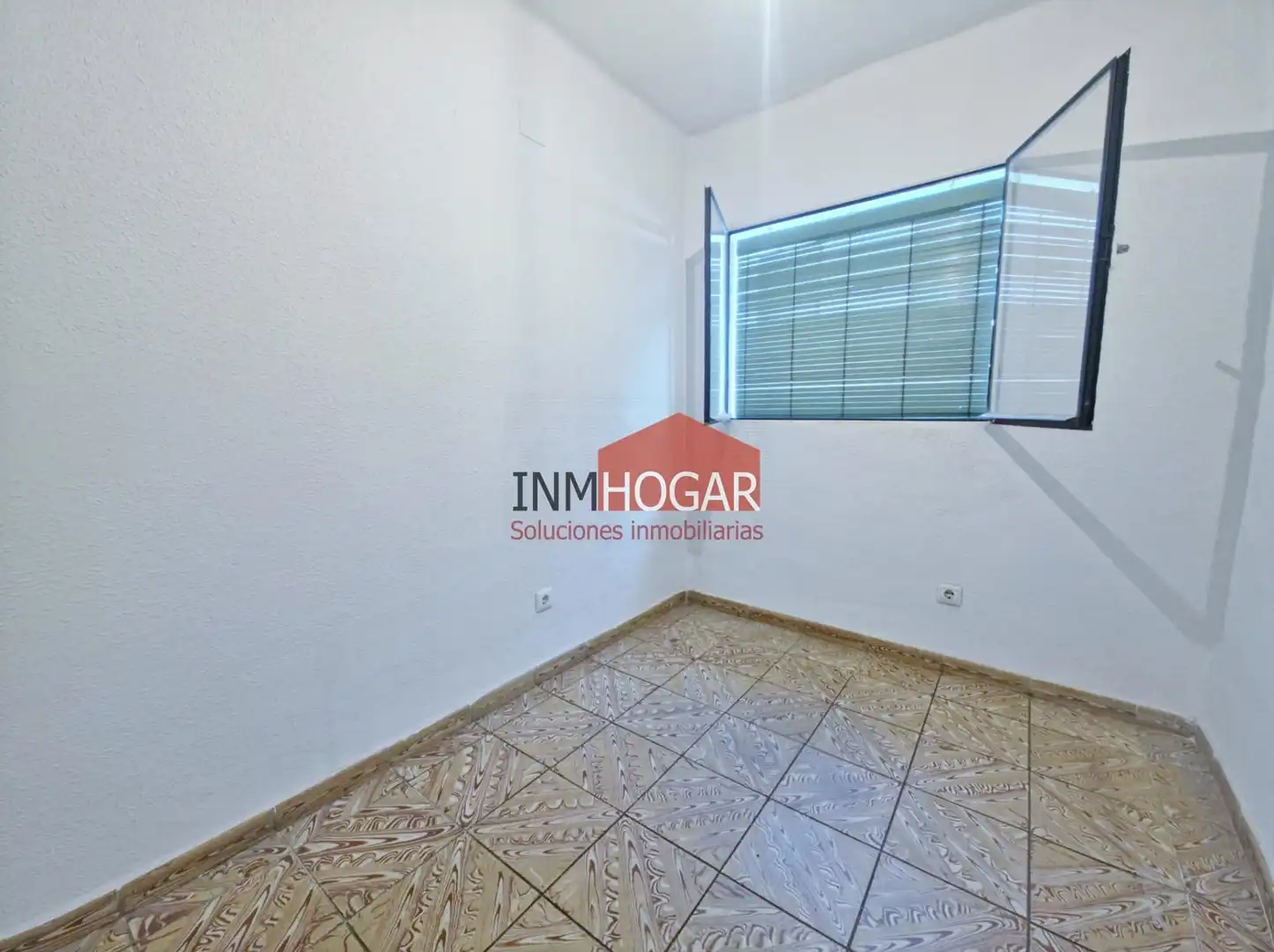 Wohnung zum Verkauf in Ávila mit Möbliert