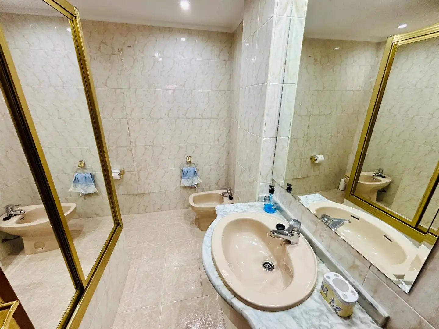 Baño de Piso en venta en Málaga con Aire acondicionado, Calefacción y Jardín privado