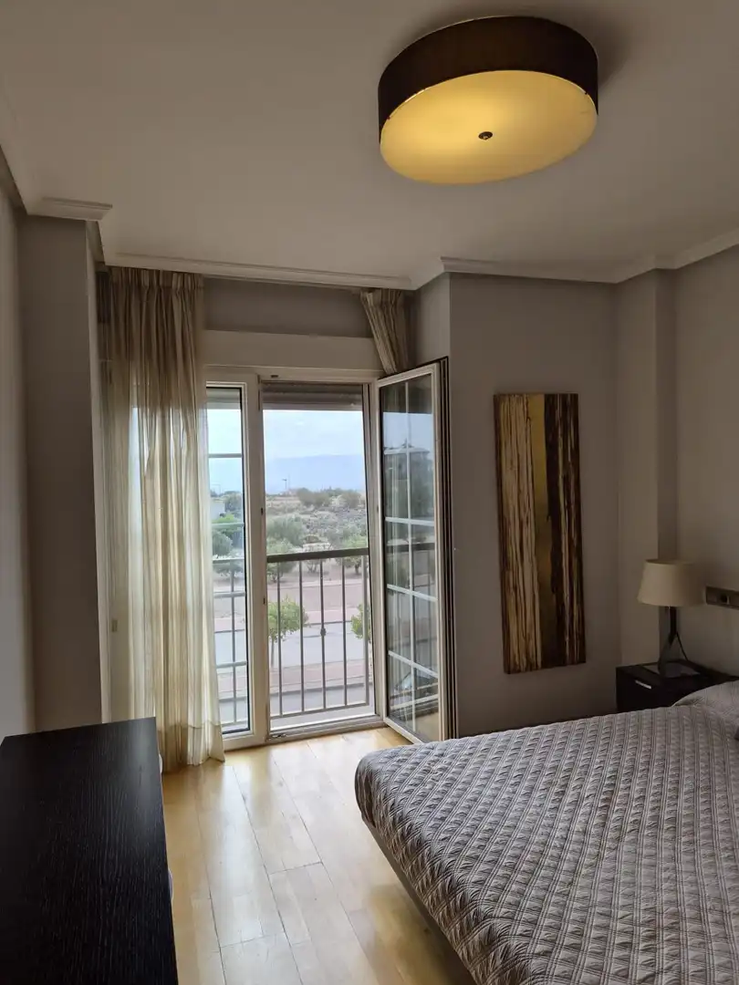Habitación de Piso de alquiler en Molina de Segura con Terraza y Trastero