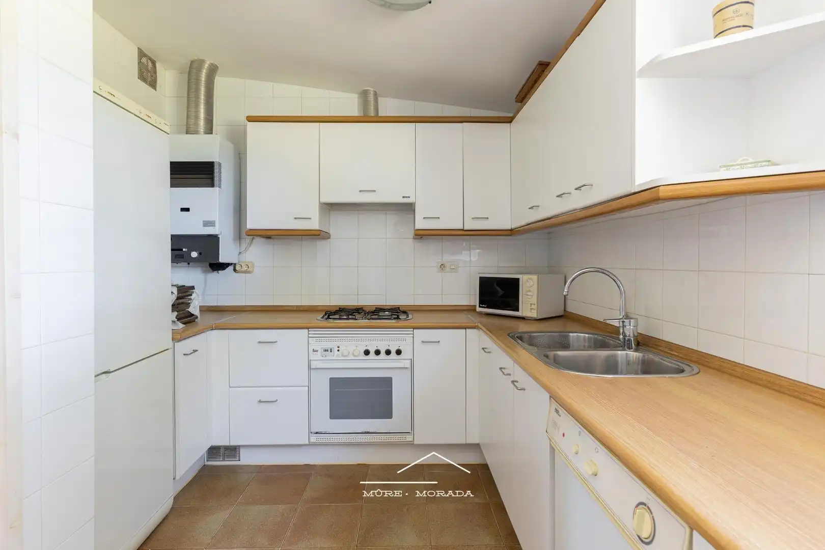 Casa amb terrassa en venda a Corbera de Llobregat, imagen 76
