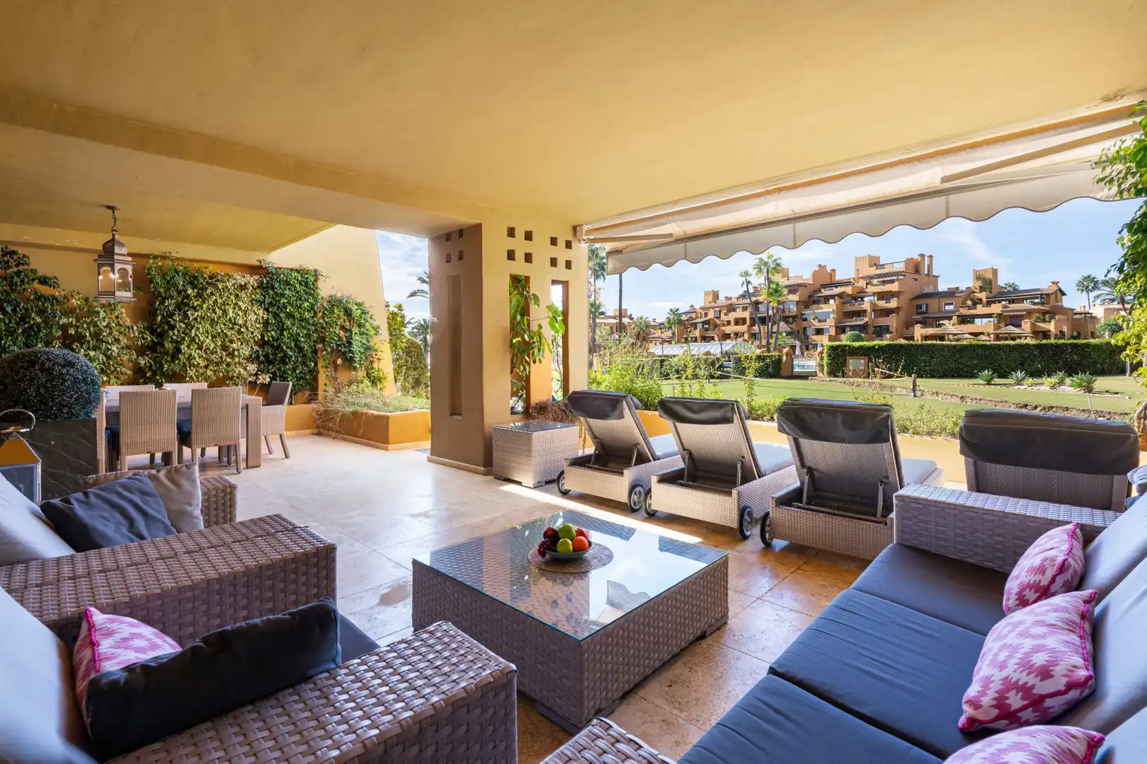 Terraza de Planta baja en venta en Estepona con Aire acondicionado, Terraza y Piscina