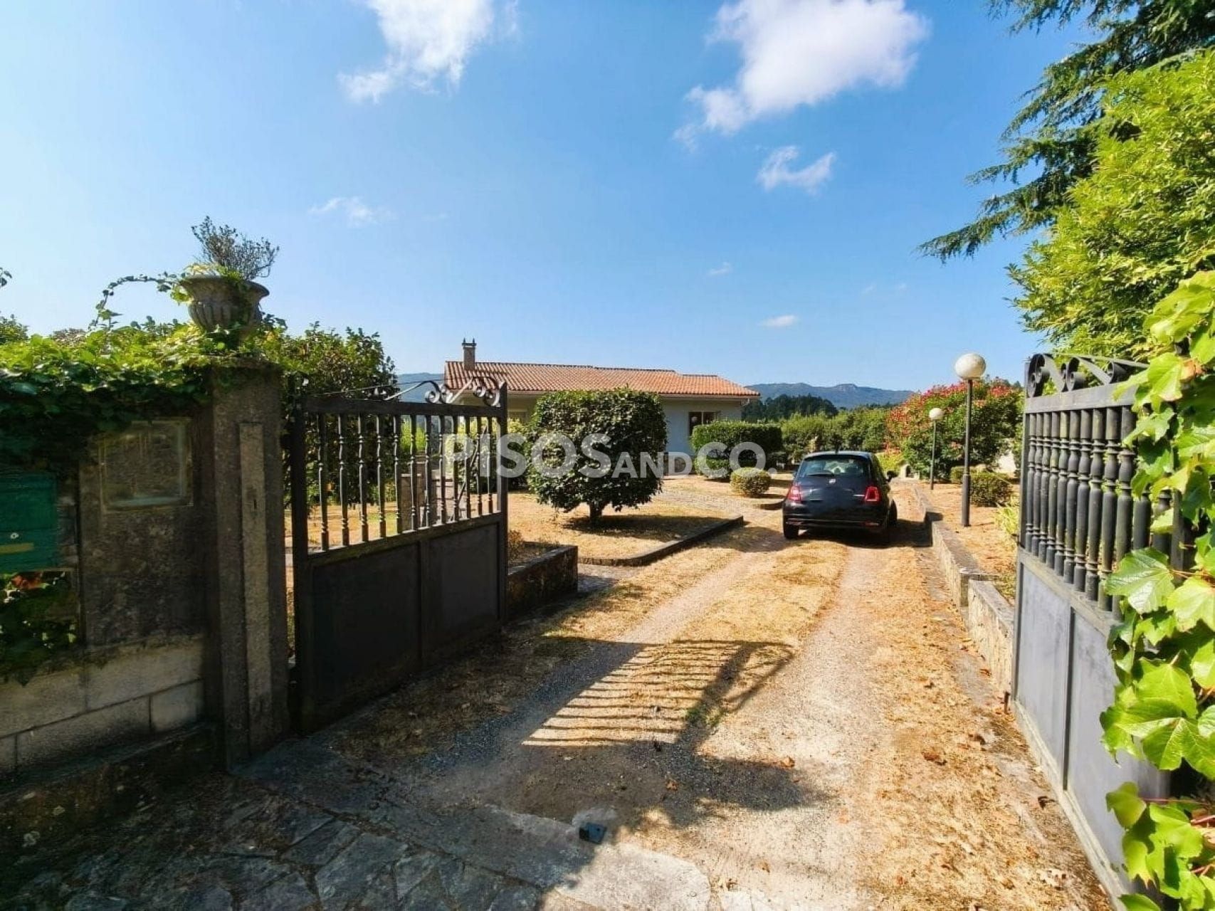 Exterior view of House or chalet for sale in Culleredo  with Terrace and Furnished