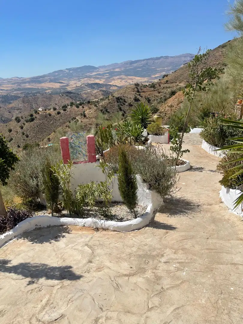 Country homes for sale in BARRANCO DEL SOL, Almogía