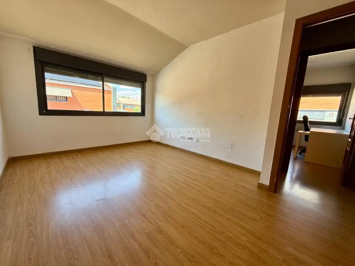 Detached homes for sale in Alovera  with Heating and Alarm