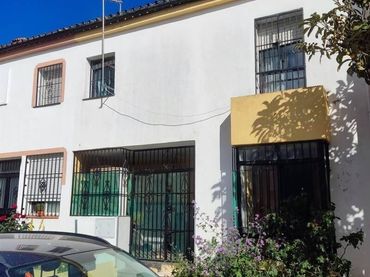 House for sale in Calle ALGODONALES