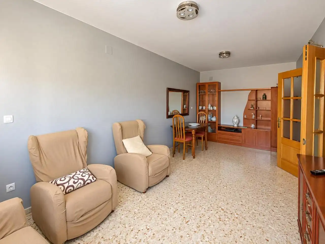 Sala d'estar de Casa o xalet en venda en San Pedro de Mérida amb Aire condicionat i Terrassa
