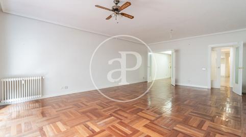 Photo 4 of Flat for sale in Almagro,  Madrid Capital