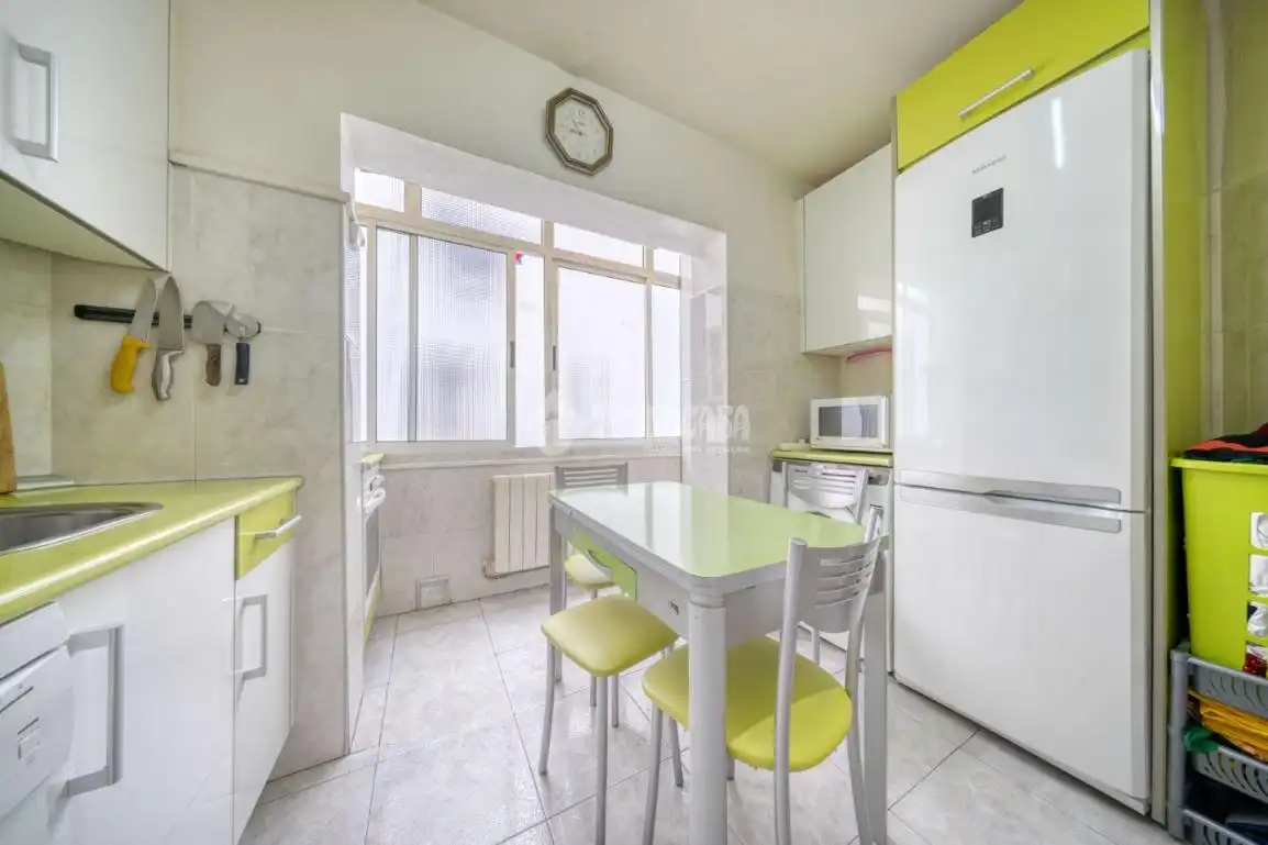 Kitchen of Flat for sale in Valladolid  with Heating
