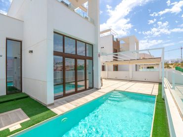 Haus zum Verkauf in Calle Calpe