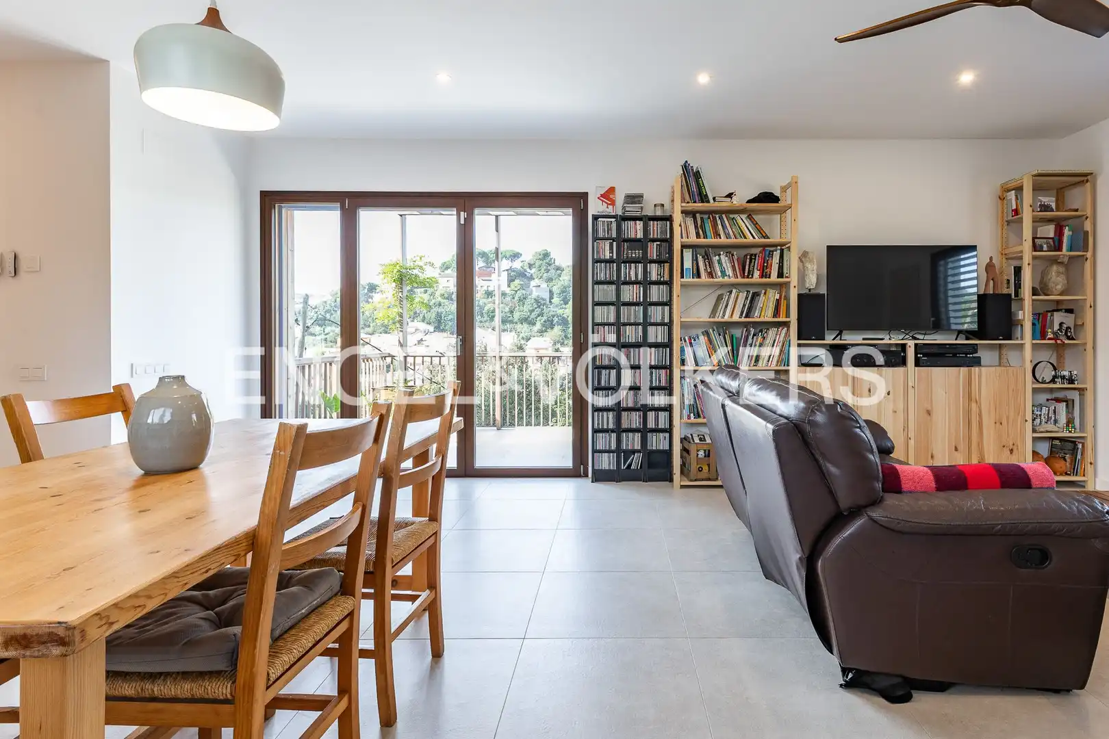 Sala d'estar de Casa o xalet en venda en La Floresta
