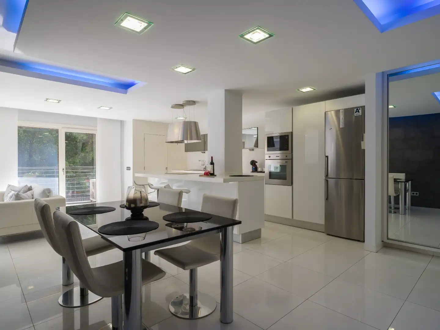 Kitchen of Flat for rent in Las Palmas de Gran Canaria  with Air Conditioner, Furnished and Oven