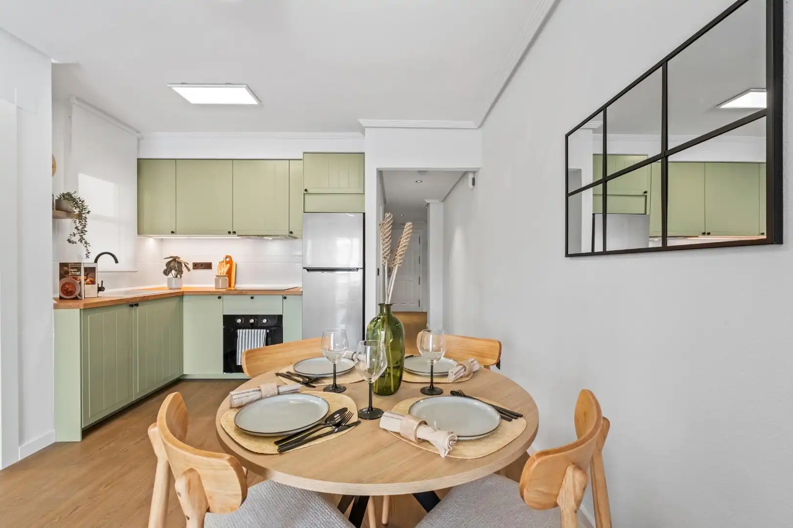 Esszimmer von Erdgeschoss zum Verkauf in Orihuela mit Klimaanlage, Heizung und Terrasse