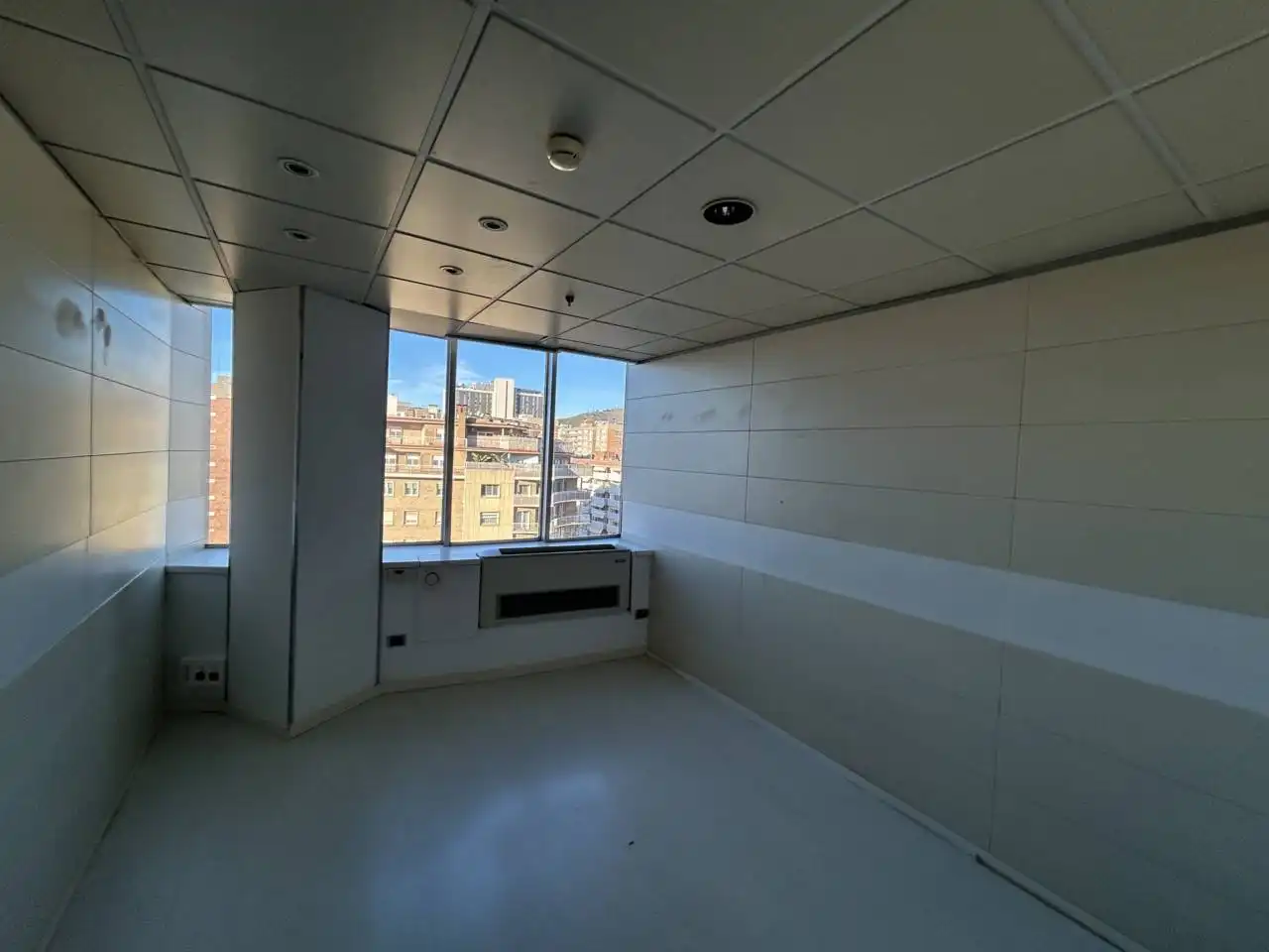 Oficina en venta en Barcelona con Aire acondicionado y Calefacción