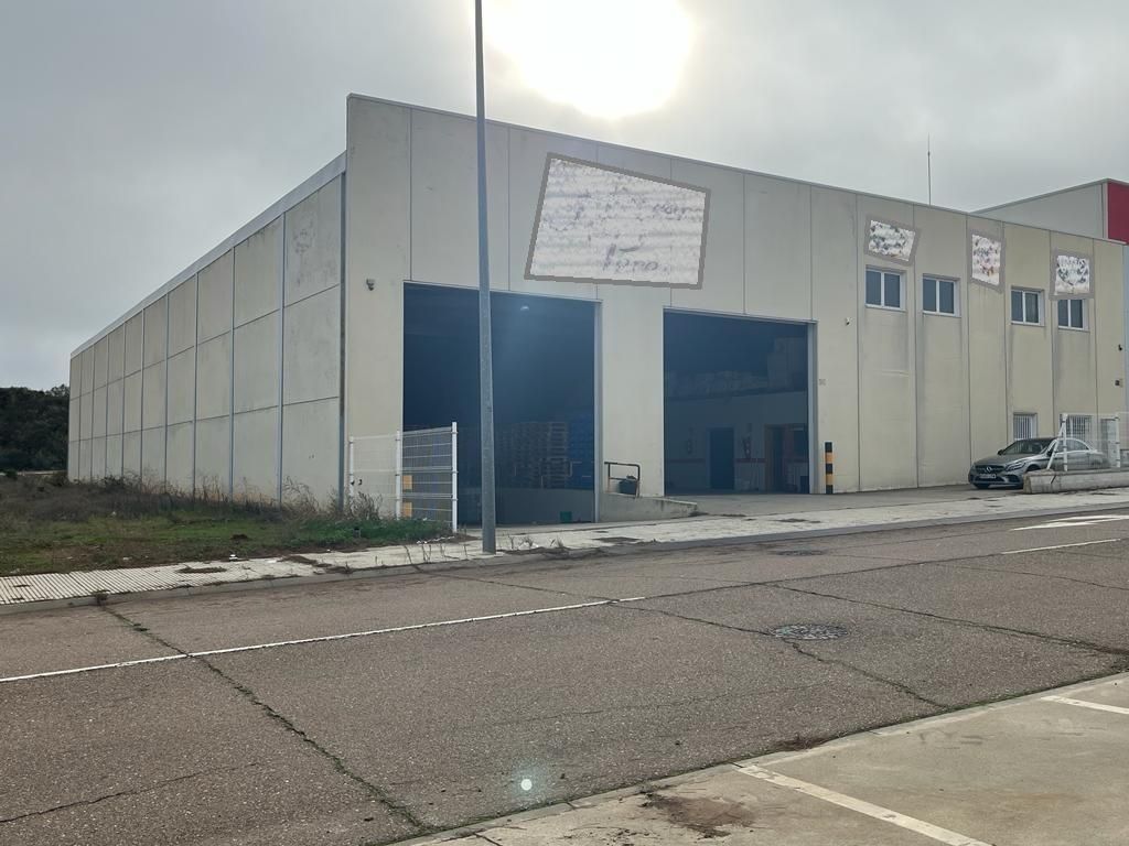 Exterior view of Industrial buildings for sale in Salamanca Capital
