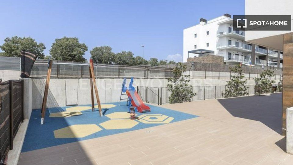 Terrace of Flat to rent in Vilanova i la Geltrú  with Air Conditioner, Heating and Furnished