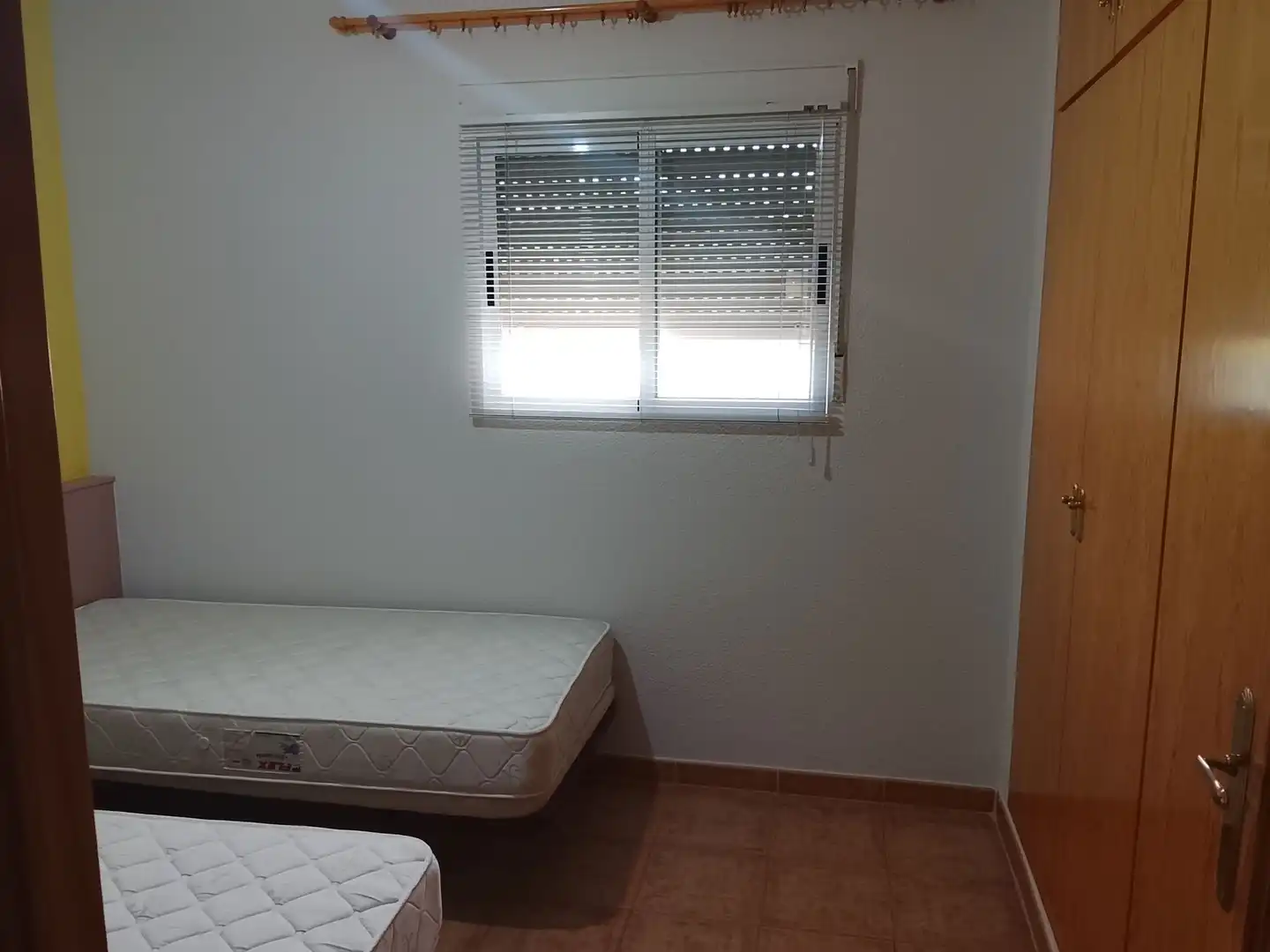 Habitación de Apartamento en venta en Madrigal de la Vera con Aire acondicionado y Amueblado