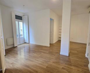 Living room of Flat to rent in  Valencia Capital  with Air Conditioner, Heating and Parquet flooring