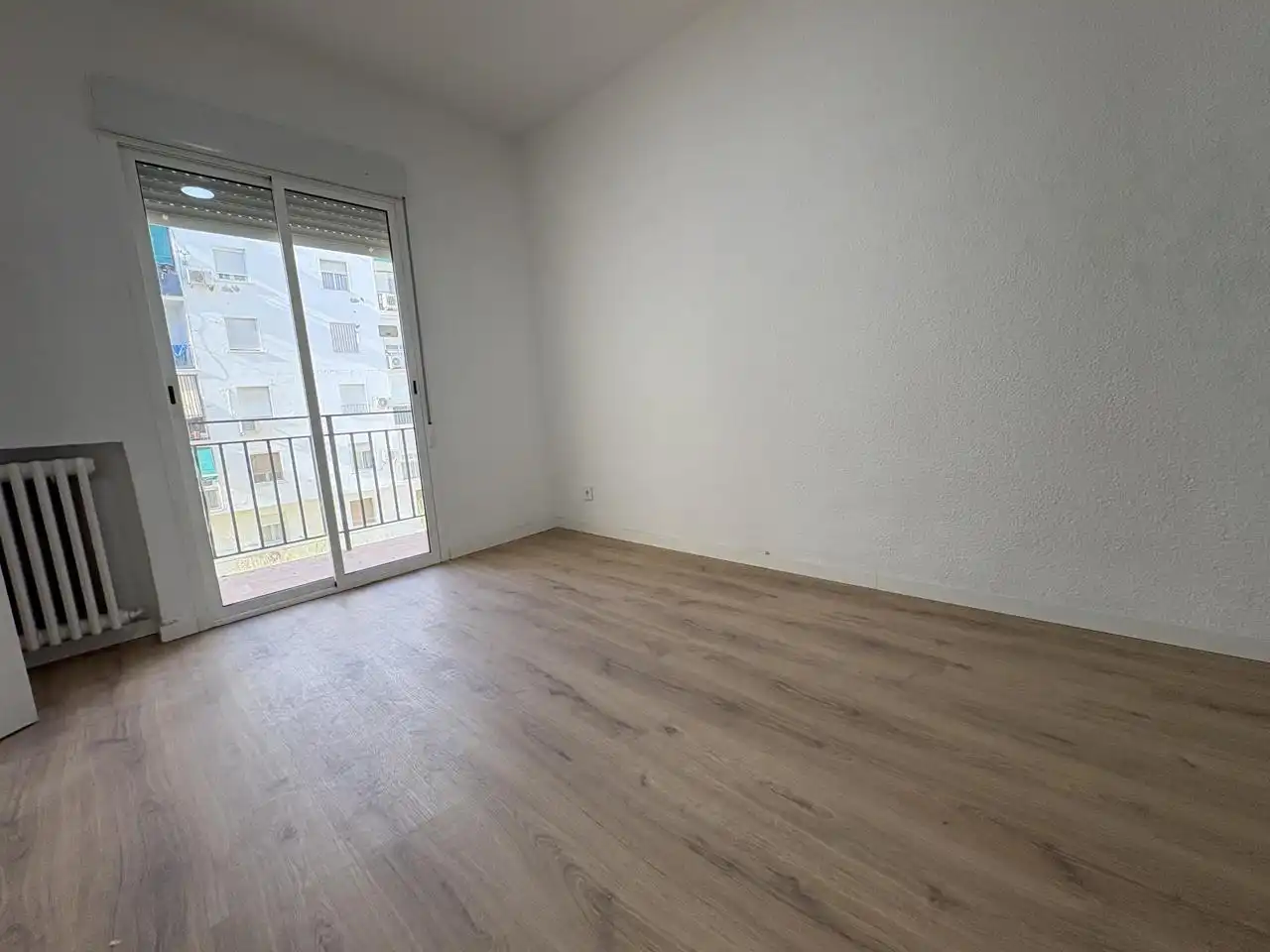 Wohnung zur Miete in Calle de Torres Miranda, Chopera
